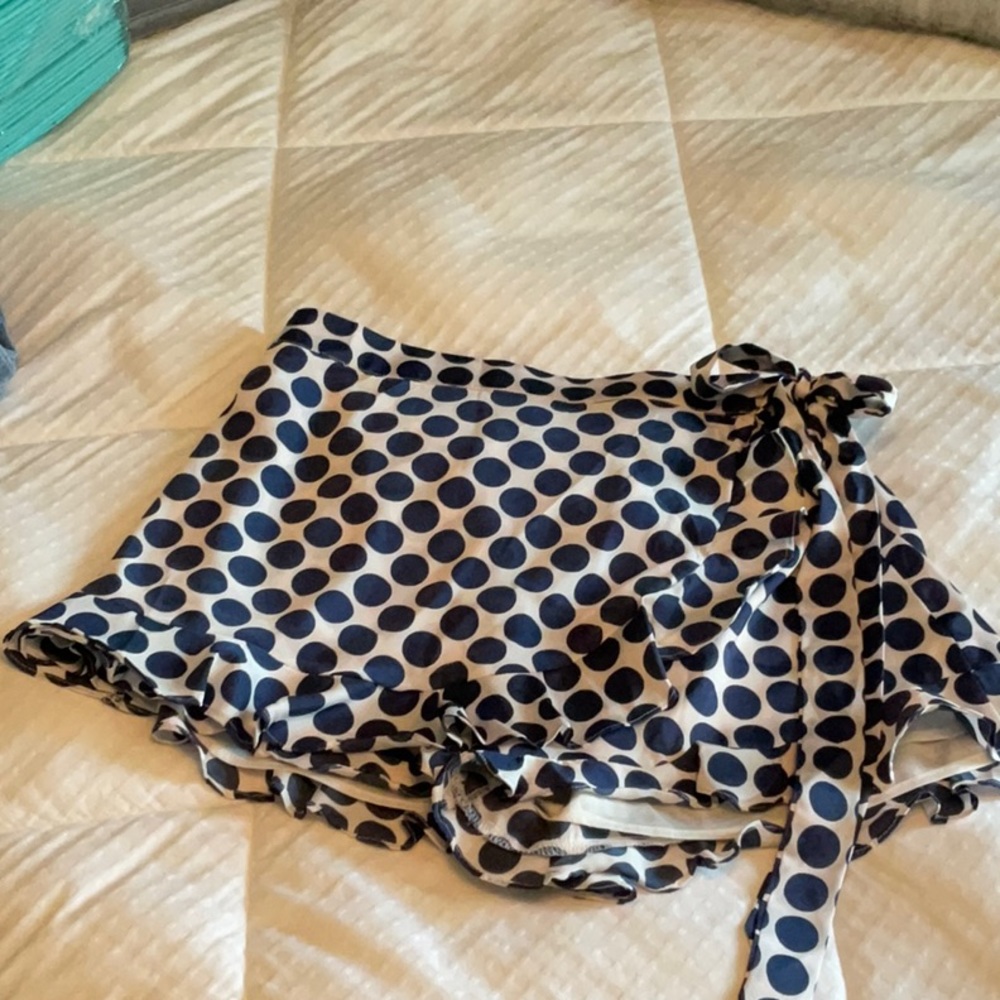 💙Polka Dot Skorts - Large
